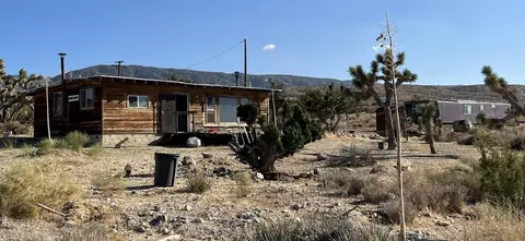 Exterior - 30840 234th235th St E, Llano, CA 93544 photo 5 of 37
