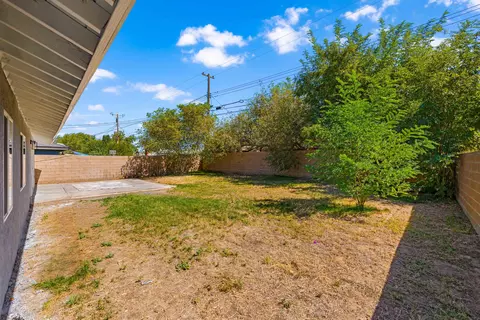 Exterior - 45540 3rd St E, Lancaster, CA 93535 photo 12 of 12