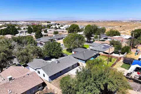 View/Area - 45540 3rd St E, Lancaster, CA 93535 photo 5 of 5