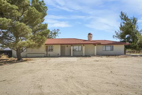 11240 Avenue S E, Littlerock, CA 93543