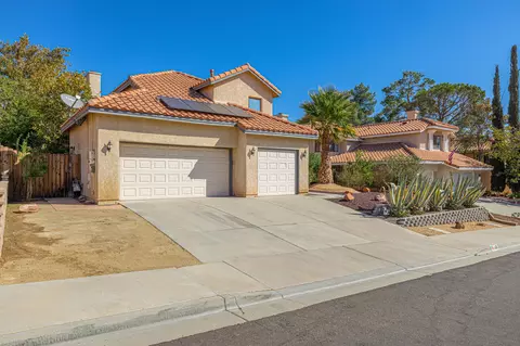 431 Sunrise Ter, Palmdale, CA 93551