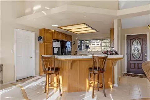30370 Rollingoak Dr, Tehachapi, CA 93561 photo 14