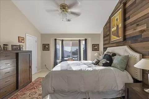 30370 Rollingoak Dr, Tehachapi, CA 93561 photo 25