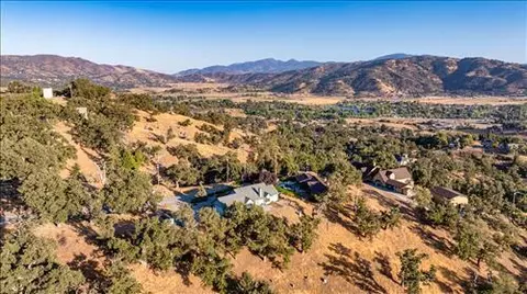 30370 Rollingoak Dr, Tehachapi, CA 93561 photo 43