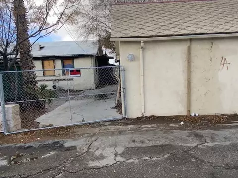 Exterior - 2259 Inyo St, Mojave, CA 93501 photo 13 of 13