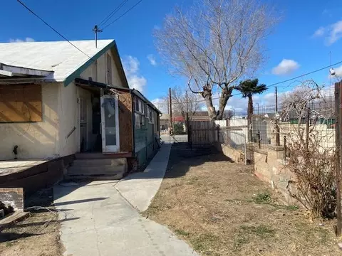 Exterior - 2259 Inyo St, Mojave, CA 93501 photo 12 of 13