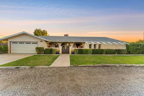 3758 Ave T 6 E, Palmdale, CA 93550