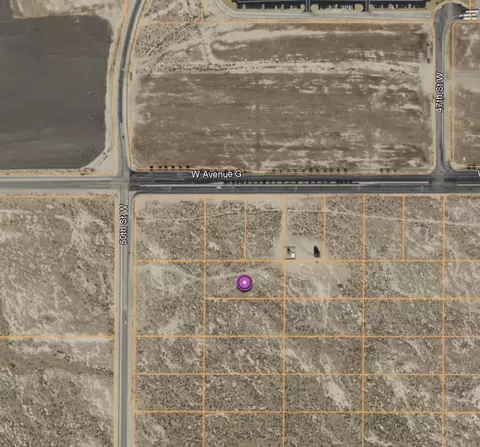 49 Th West Ave G-2, Lancaster, CA 93536