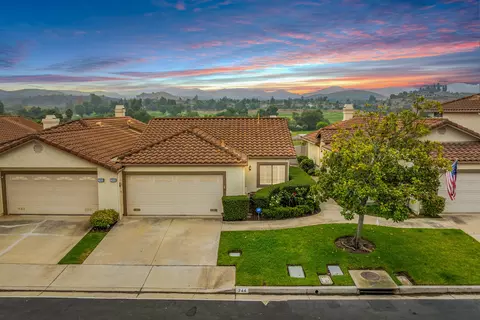 744 Wind Willow Way, Simi Valley, CA 93065