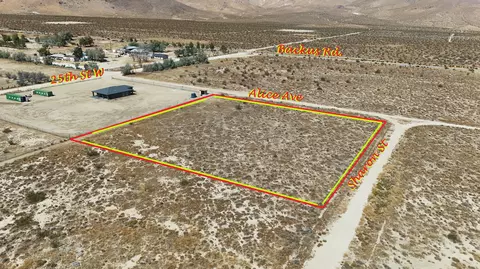 Alice Ave, Mojave, CA 93501 photo 2