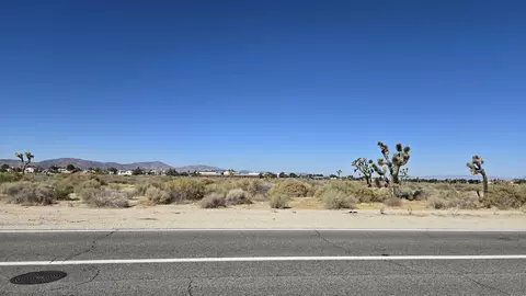 65 Th St East Near Ave R-4, Palmdale, CA 93552