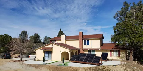 46837 Pine Meadow Rd, Lake Hughes, CA 93532