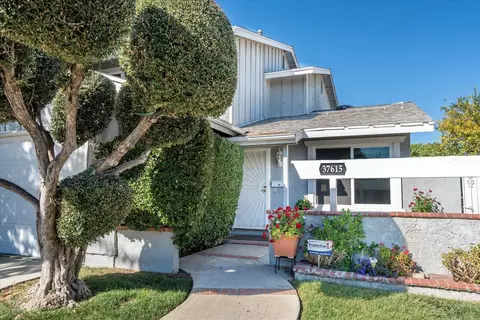 37615 29th St E, Palmdale, CA 93550 photo 2