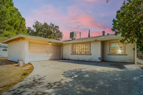 336 Ave R 6 E, Palmdale, CA 93550