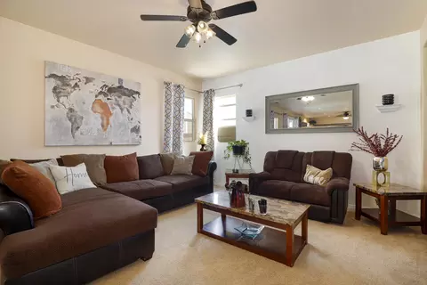 44232 Sunmist Ct, Lancaster, CA 93535 photo 9