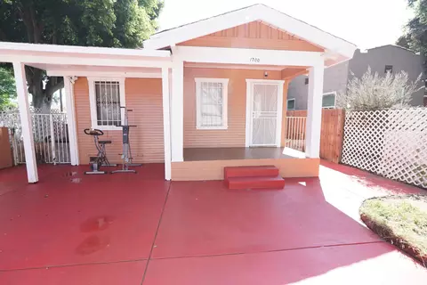1700 59th St W, Los Angeles, CA 90047