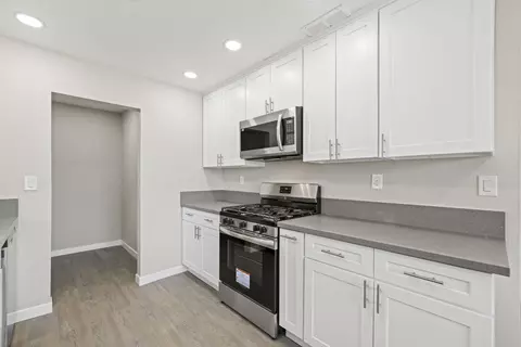 611 Ovington St E, Lancaster, CA 93535 photo 8