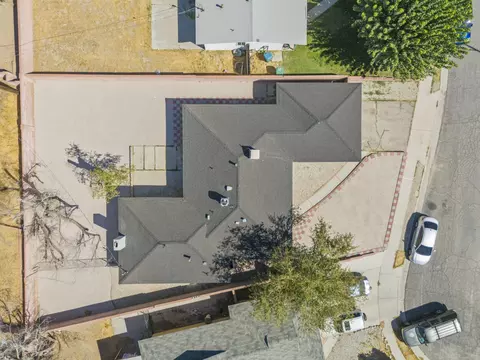 611 Ovington St E, Lancaster, CA 93535 photo 43