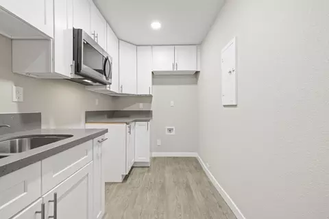 611 Ovington St E, Lancaster, CA 93535 photo 34