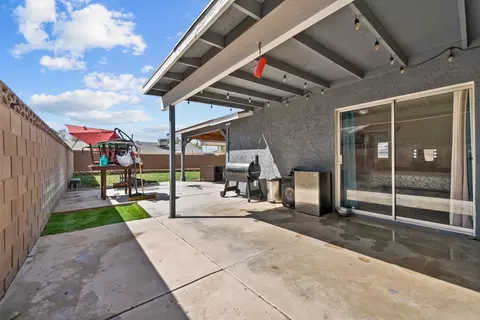 44755 Leslie Ct, Lancaster, CA 93535 photo 32
