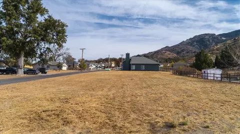 Buckpasser Drive, Tehachapi, CA 93561 photo 4