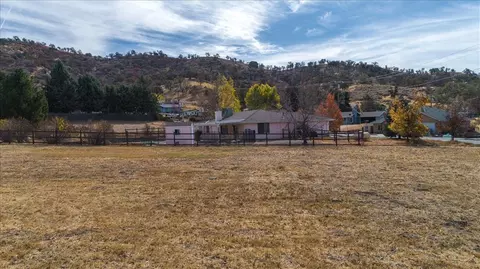 Buckpasser Drive, Tehachapi, CA 93561 photo 6