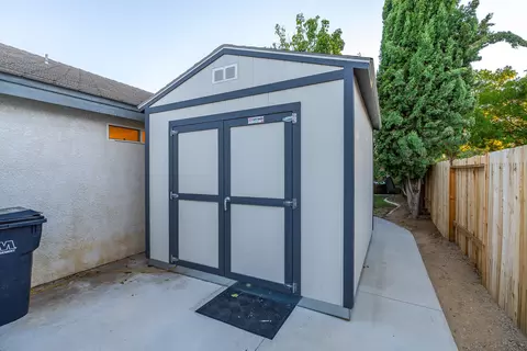 42211 Brighton St, Lancaster, CA 93536 photo 47