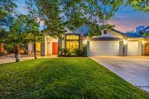 42211 Brighton St, Lancaster, CA 93536