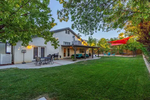 42211 Brighton St, Lancaster, CA 93536 photo 43