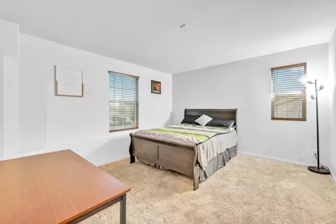 Bedroom - 3526 Garnet Ln, Lancaster, CA 93535 photo 4 of 6