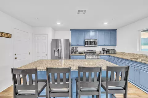 Kitchen - 3526 Garnet Ln, Lancaster, CA 93535 photo 1 of 2