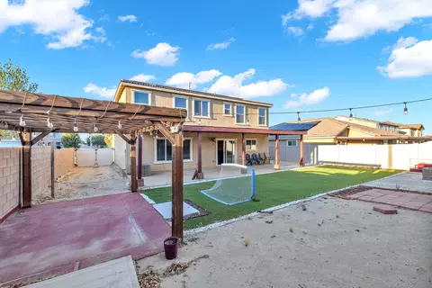 Exterior - 3526 Garnet Ln, Lancaster, CA 93535 photo 8 of 10