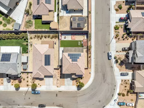 View/Area - 3526 Garnet Ln, Lancaster, CA 93535 photo 1 of 7
