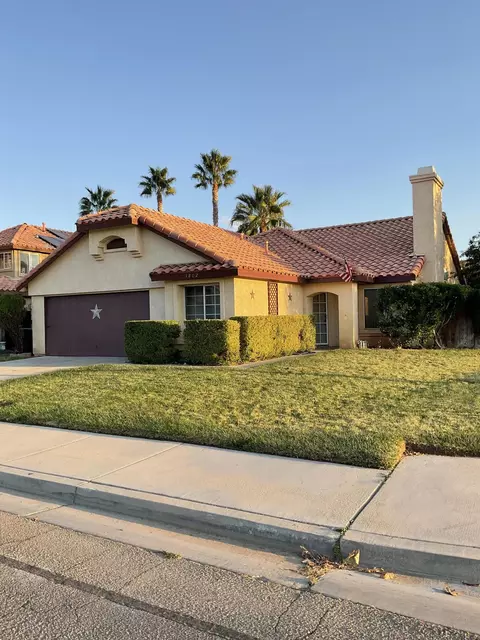 1802 Milling St E, Lancaster, CA 93535