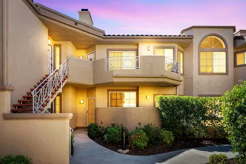 23625 Del Monte Dr #319, Valencia, CA 91355