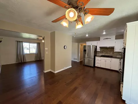 910 Golden W Ct, Tehachapi, CA 93561 photo 10