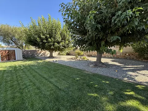 910 Golden W Ct, Tehachapi, CA 93561 photo 25
