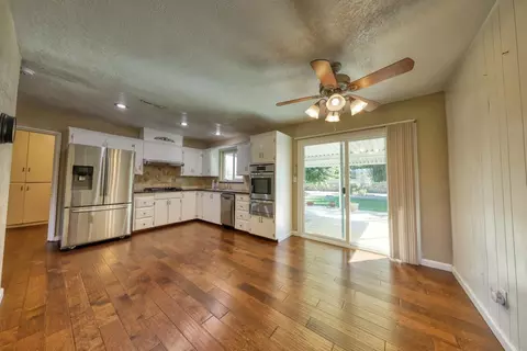 910 Golden W Ct, Tehachapi, CA 93561 photo 6