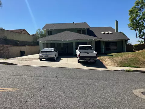 3220 Lamer St N, Burbank, CA 91504