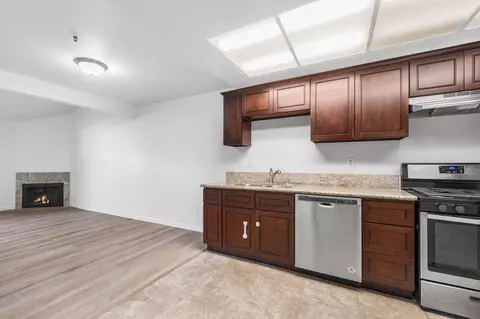 Kitchen - 44460 15th St E #8, Lancaster, CA 93535 photo 3 of 3