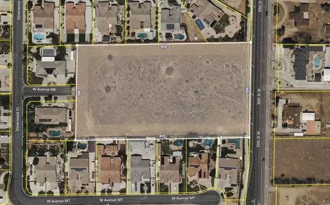 41705 30th St W, Lancaster, CA 93536 photo 2