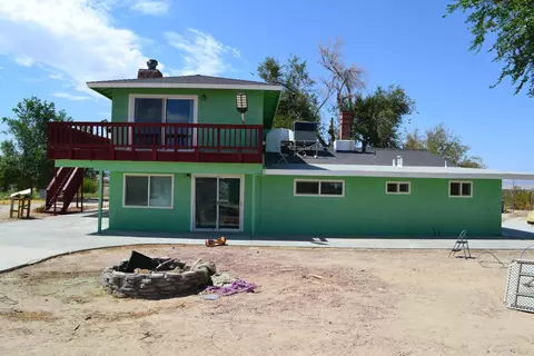 9835 Midway Ave, Lucerne Valley, CA 92356
