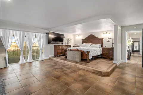 Bedroom - 42706 20th St W, Lancaster, CA 93534 photo 1 of 5