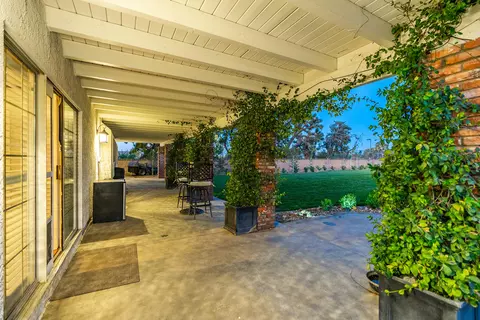 Exterior - 42706 20th St W, Lancaster, CA 93534 photo 7 of 19