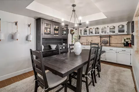 Dining - 42706 20th St W, Lancaster, CA 93534 photo 3 of 4