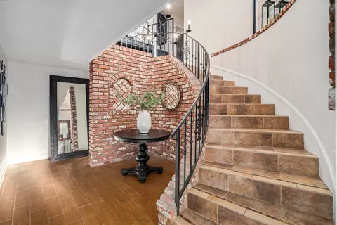 Entry Way - 42706 20th St W, Lancaster, CA 93534 photo 3 of 6