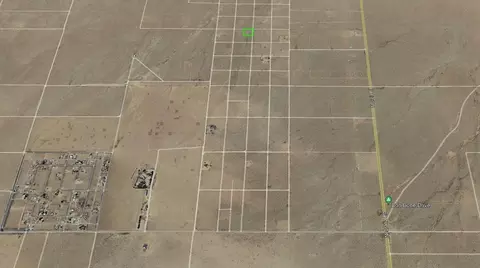 Dailey Ave, Mojave, CA 93501 photo 11