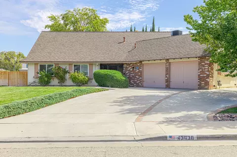 Exterior - 43630 Sugar St, Lancaster, CA 93536 photo 2 of 11