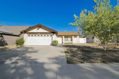 44736 Benald St, Lancaster, CA 93535