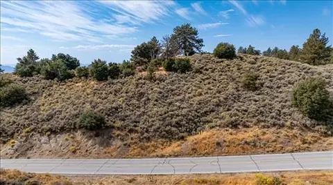 25201 Jacaranda Dr, Tehachapi, CA 93561 photo 14